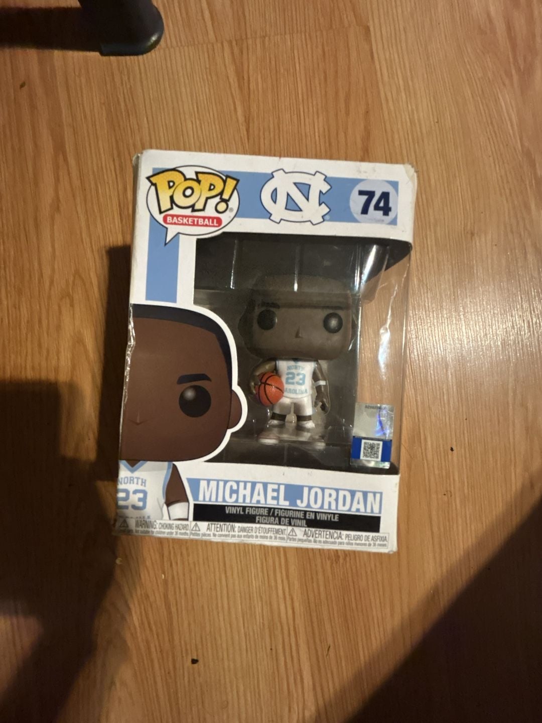 Funko Pop! Basketball #74 Michael Jordan UNC Away Jersey 3