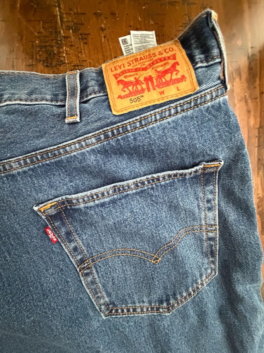 Levi's 505 Regular Fit Straight Leg Jeans W48 L30 Waterless 10