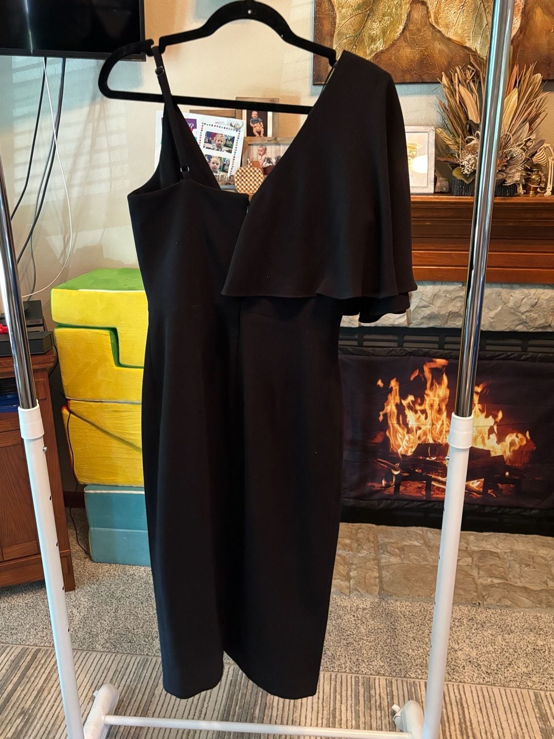 NWT Dress the Population Black Ruffle V-Neck Midi Dress SZ S 7