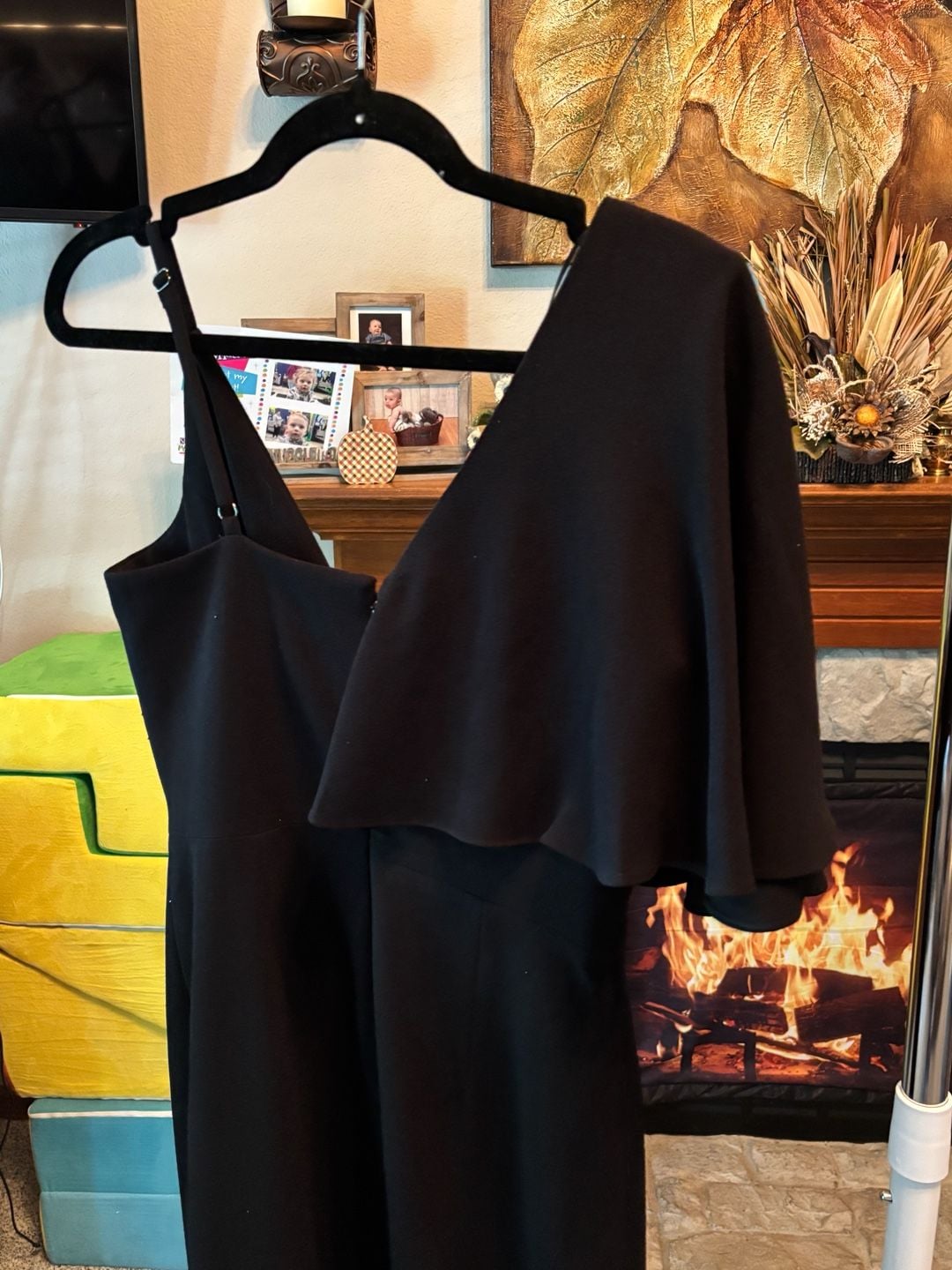 NWT Dress the Population Black Ruffle V-Neck Midi Dress SZ S 8