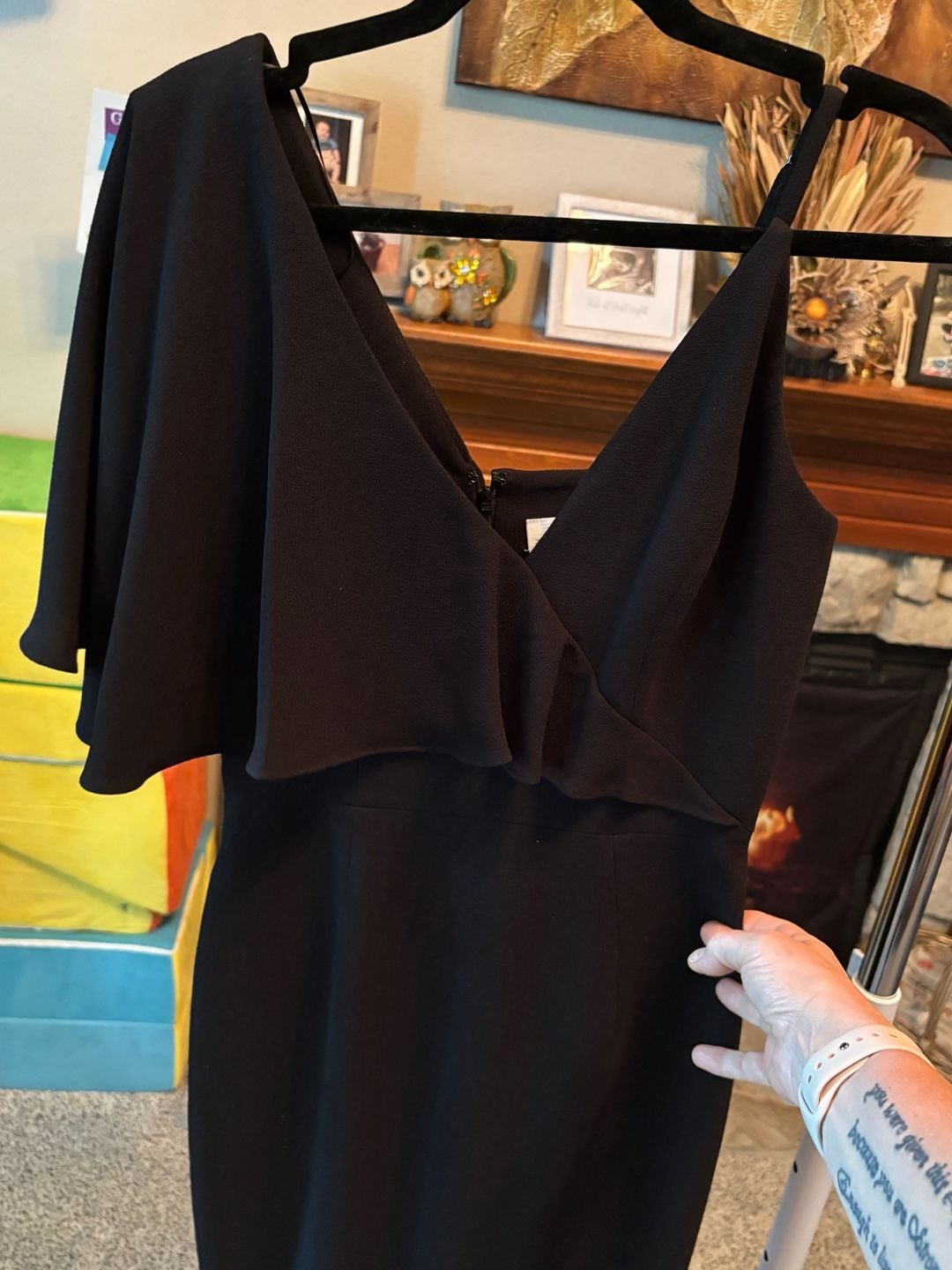 NWT Dress the Population Black Ruffle V-Neck Midi Dress SZ S 13