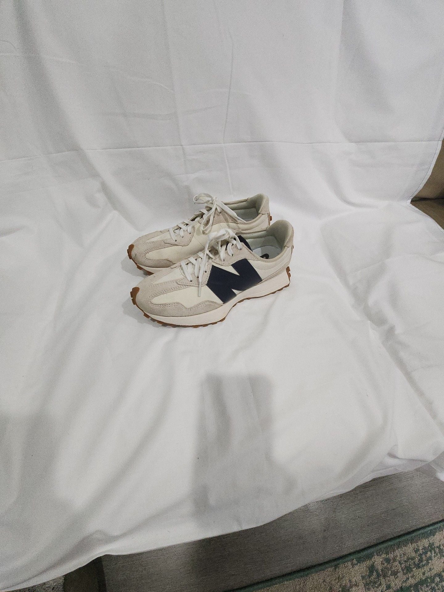 New Balance 327 Moonbeam Navy Sneakers 3