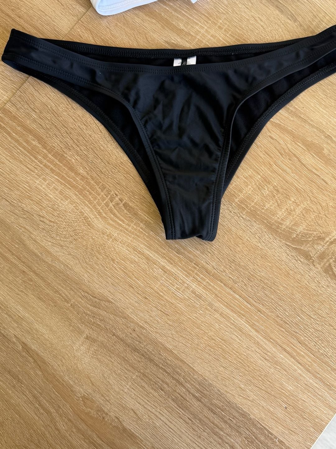 Fashion Nova Black and White Colorblock Front Tie Bikini Set 4