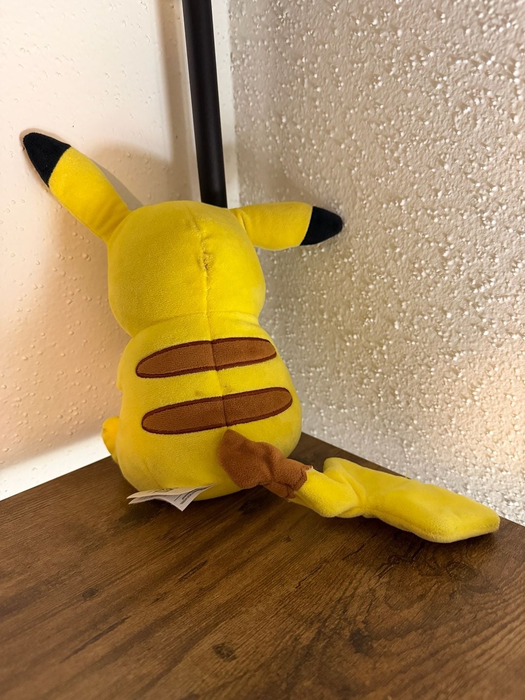 Wicked Cool Toys Pokemon Pikachu 8-Inch Plush 2
