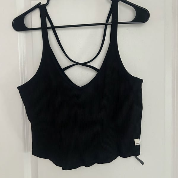 Vuori Rib Crop Tank in Black XL