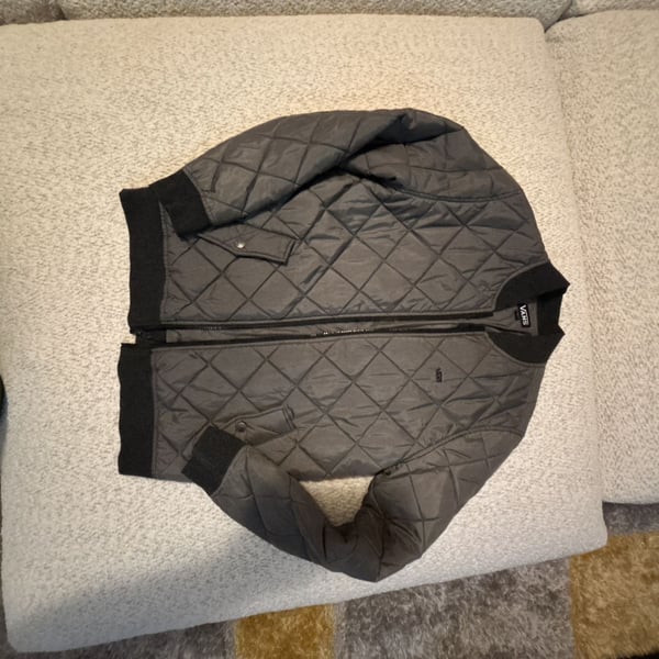 Vans Men's Diamond Quilted Bomber Jacket Black