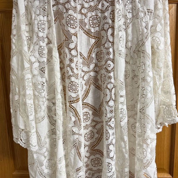 Maurices White Floral Lace Sheer Kimono Cardigan Cover-Up