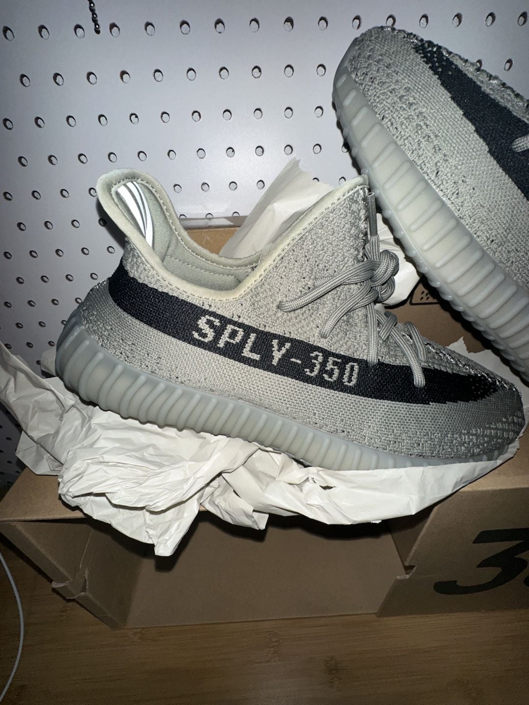 adidas Yeezy Boost 350 V2 Granite 2