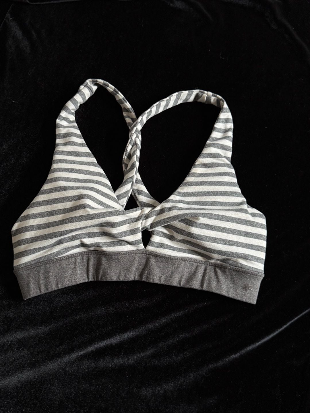 Splendid Studio Striped Twist Front Cross-Back Sports Bra 8