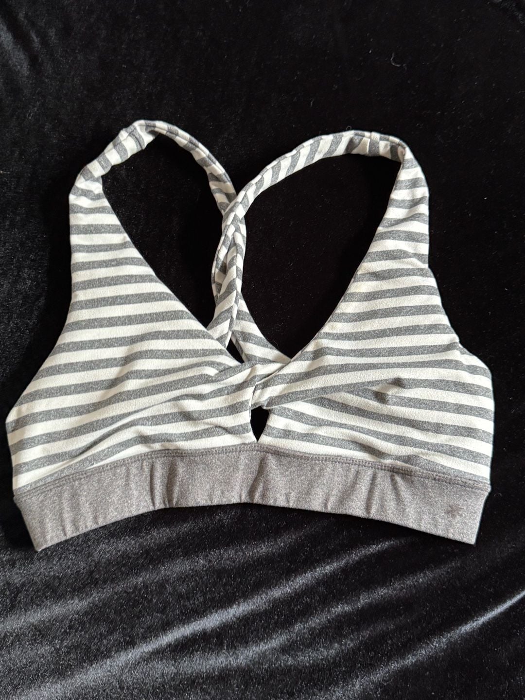 Splendid Studio Striped Twist Front Cross-Back Sports Bra 12
