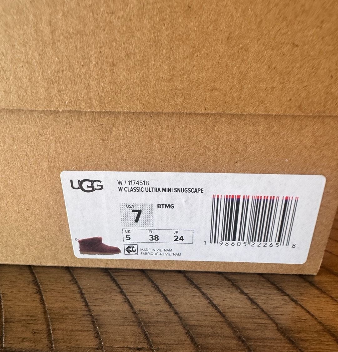 UGG Women's Classic Ultra Mini SnugScape Boots in Bougainvillea NIB size 7 5