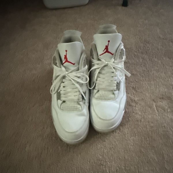 Nike Air Jordan 4 Retro 'White Oreo' (Tech Grey) Sneakers
