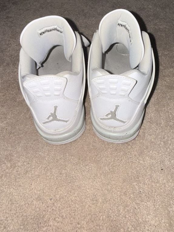 Nike Air Jordan 4 Retro 'White Oreo' (Tech Grey) Sneakers 4