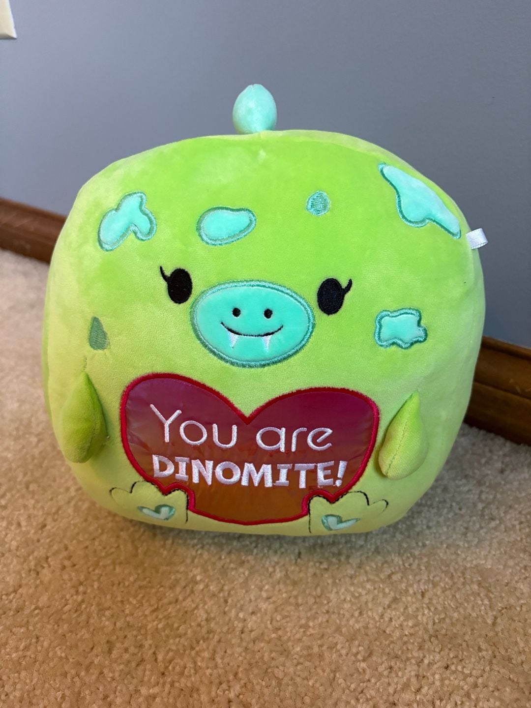 Squishmallow Valentine's Day Green Dinosaur Plush with "You are DINOMITE!" 1