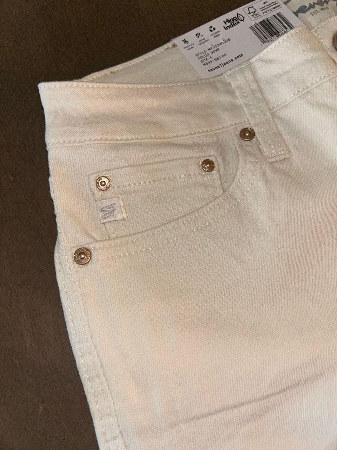 Seven7 Women’s Size 6 Weekend Short Fray Hem Denim Shorts in Bone 8