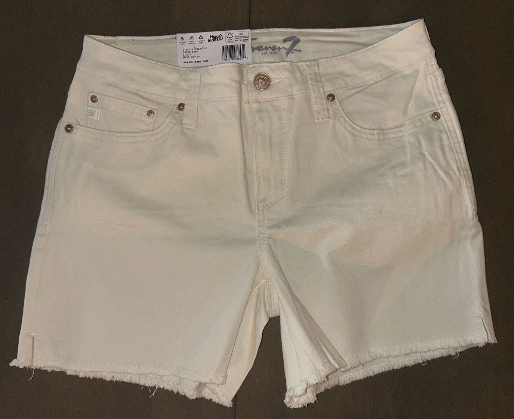 Product thumbnail 6