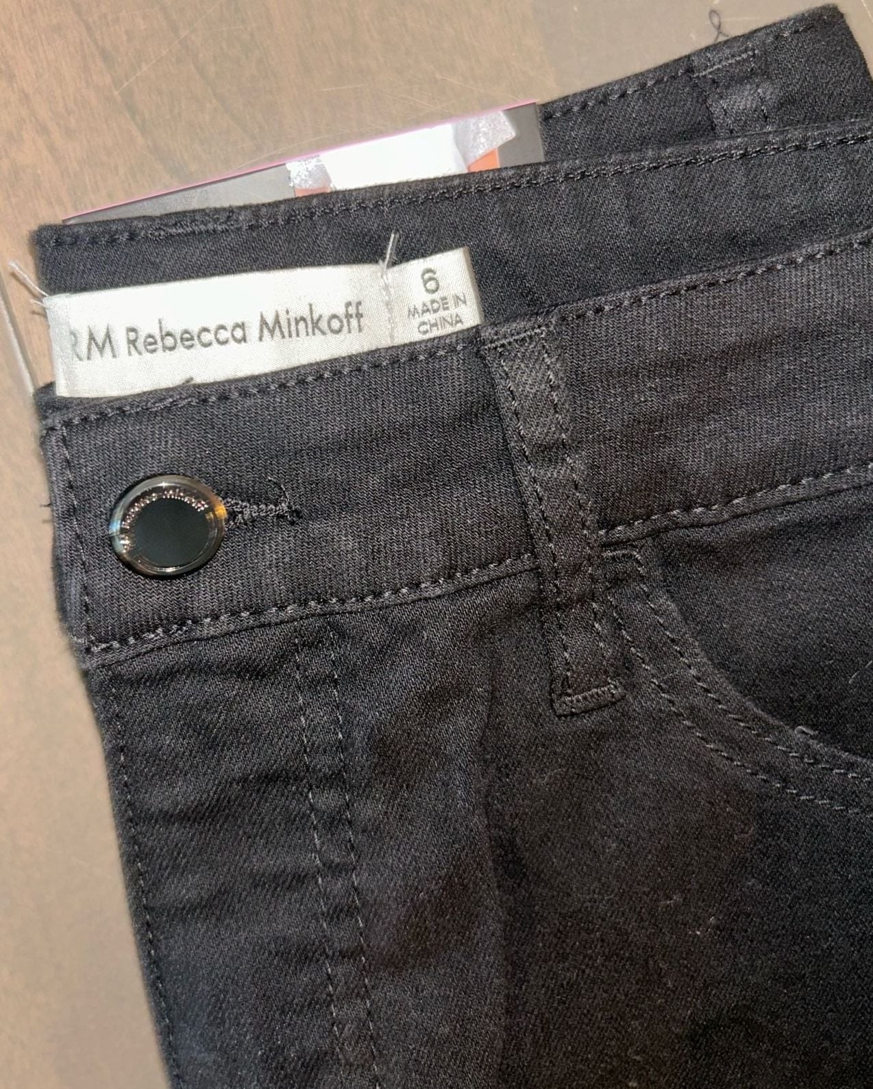 Rebecca Minkoff 90's High Rise Relaxed Fit 5" Inseam Shorts- size 6 5
