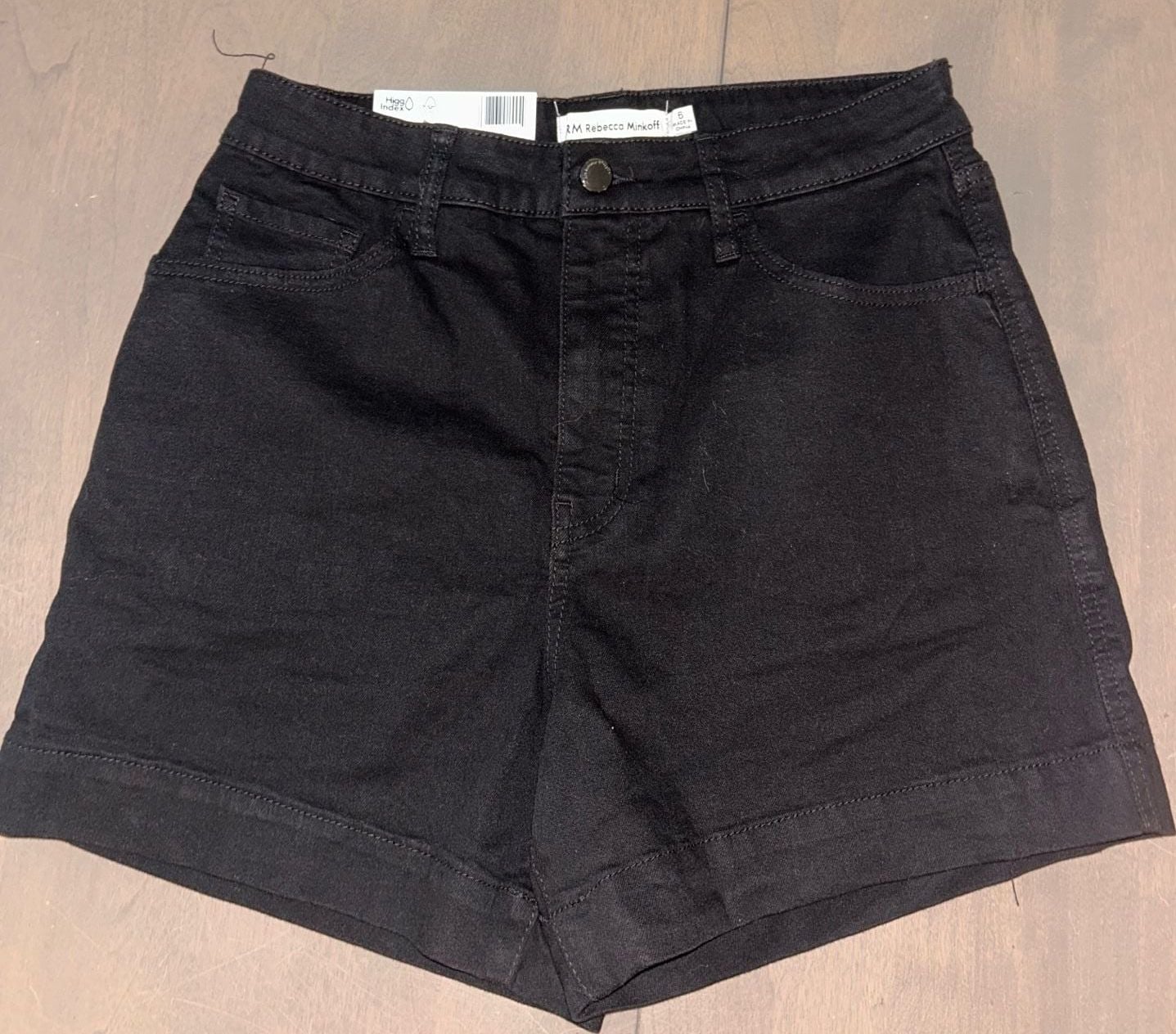 Rebecca Minkoff 90's High Rise Relaxed Fit 5" Inseam Shorts- size 6 8
