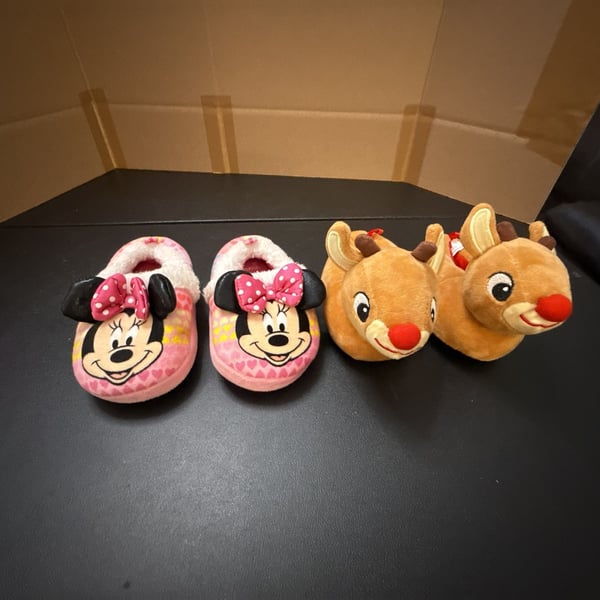 Disney Minnie Mouse Toddler Girls Plush Slippers and Rudolph the Red-Nosed Reindeer Plush Slippers Bundle