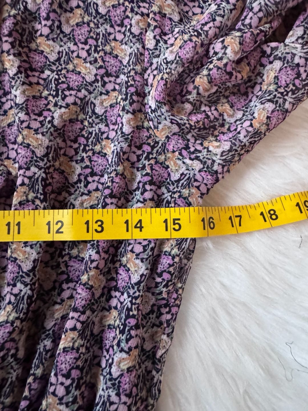 Sadie & Sage Long Sleeve Floral V-Neck Smocked Waist Mini Dress 8