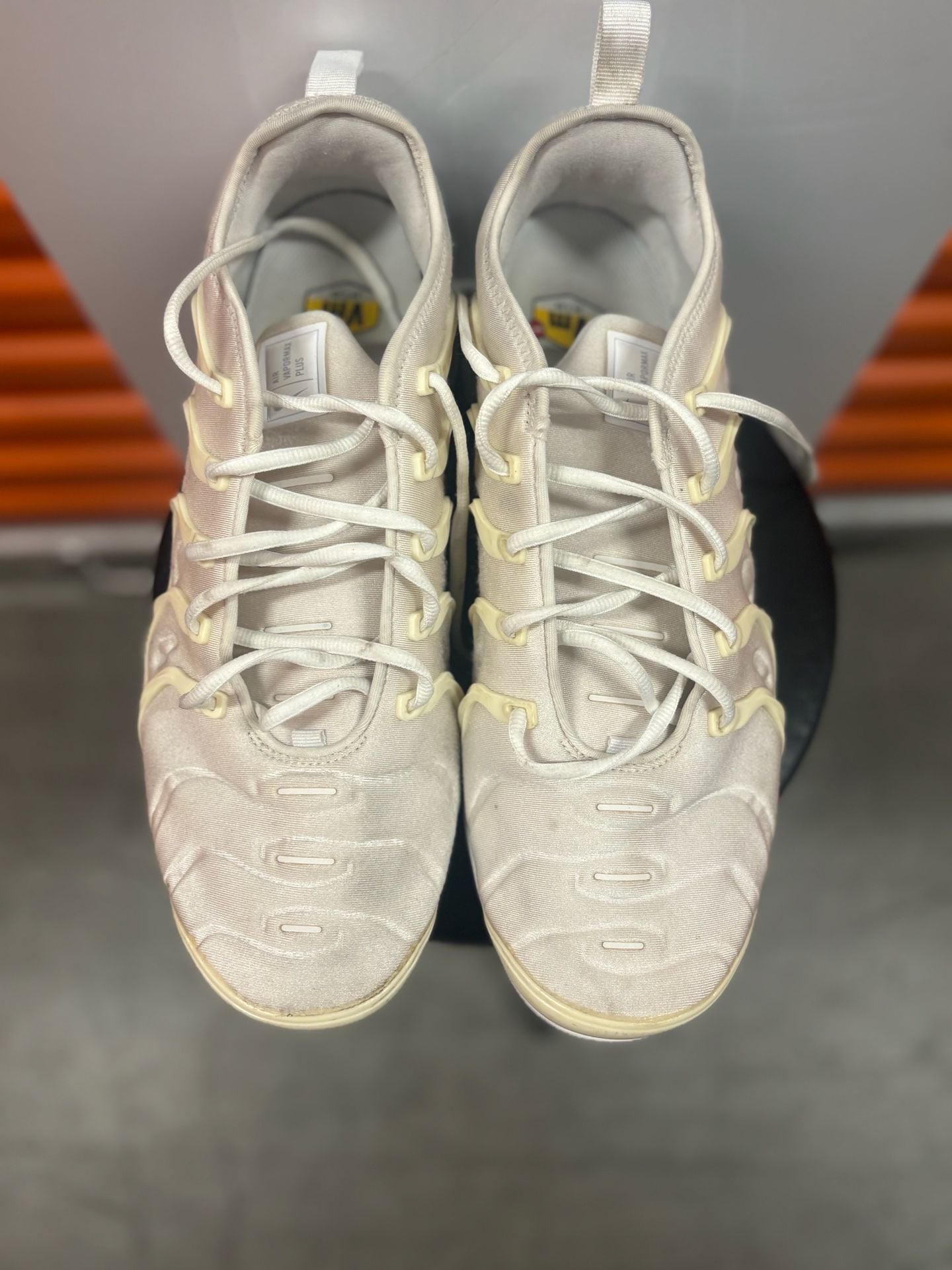 Nike Air Vapormax Plus 'Triple White/Pure Platinum' Sneakers (924453-100) 6