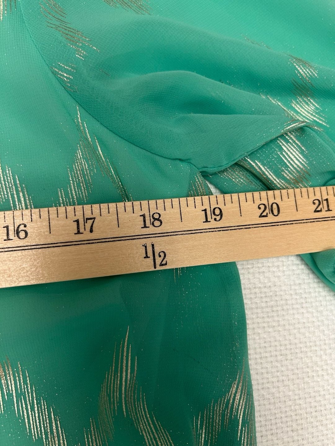 Green and Gold Metallic Chevron Shift Dress with Puff Sleeves 9