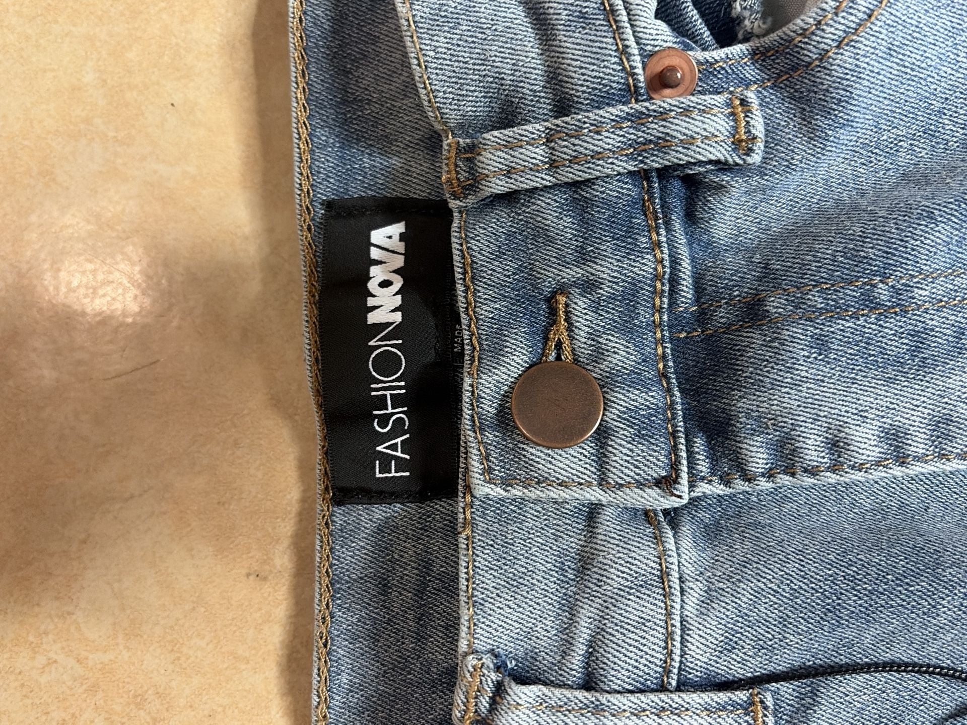 Fashion Nova Vintage Blue Wash High-Rise Straight Leg Jeans Size 5 5