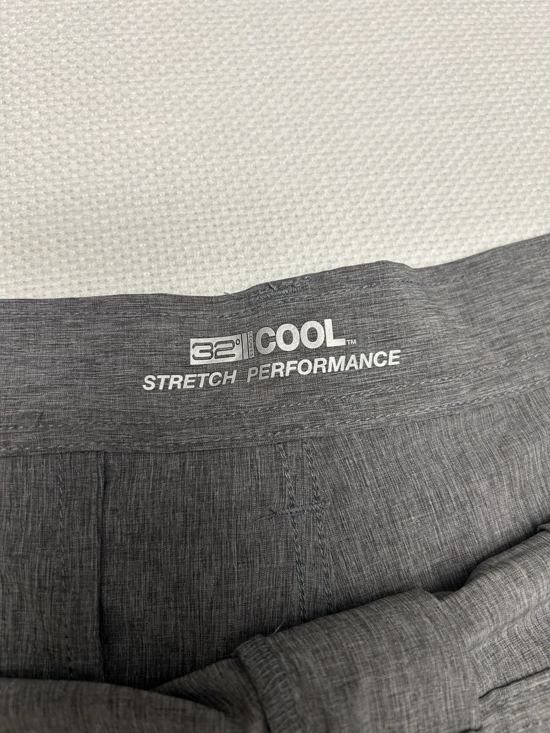 32 Degrees Cool Stretch Performance Men's Gray Casual Shorts Size 36 4