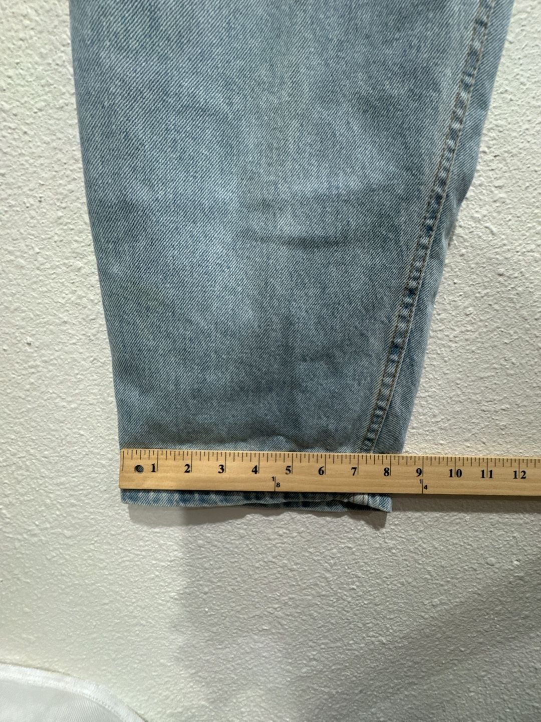 Vintage Levi's 540 Relaxed Fit Light Wash Denim Jeans Men's 40x30 11