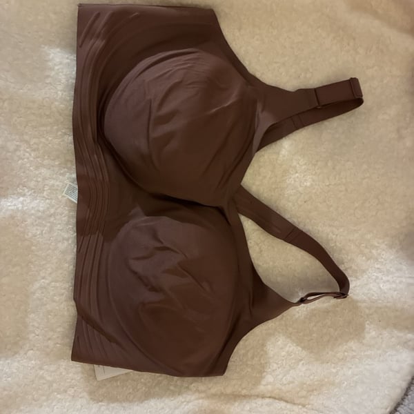 All in Motion High Support Sculpt Wireless Bra