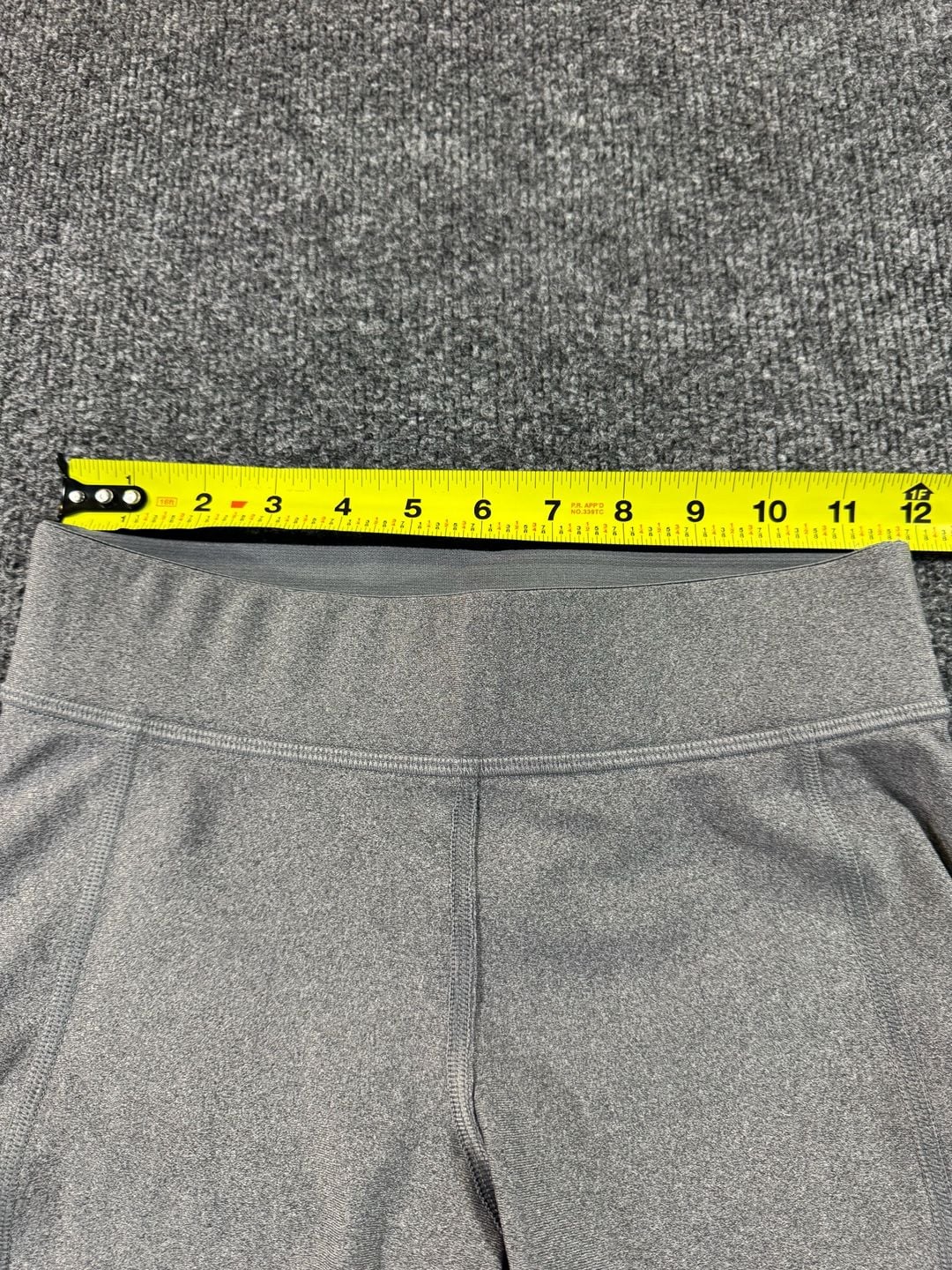Under Armour HeatGear Compression Capri Leggings 7