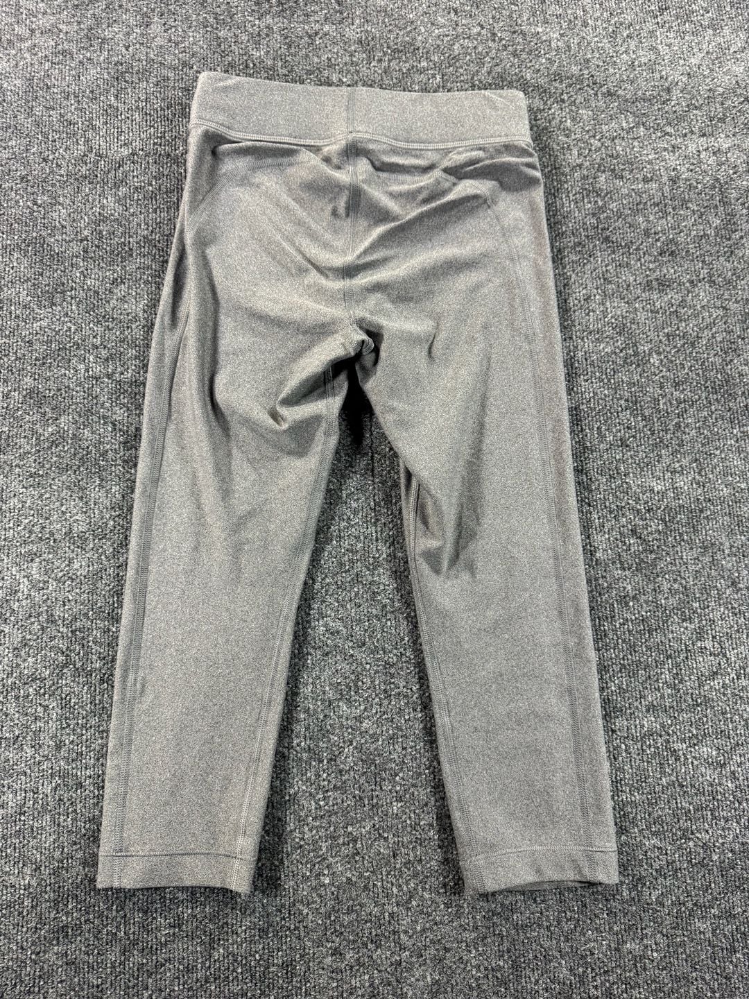 Under Armour HeatGear Compression Capri Leggings 11
