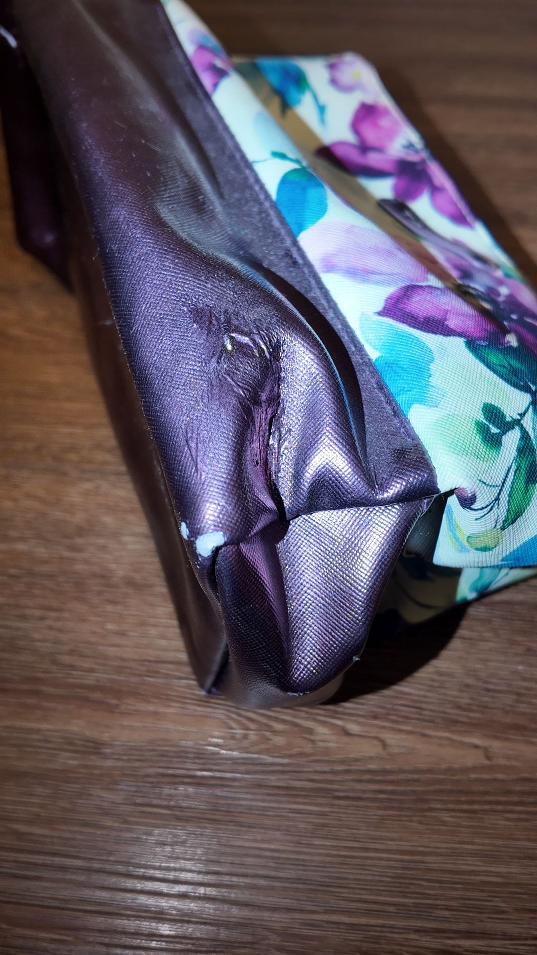 Tahari Floral & Metallic Purple Tri-Fold Travel Makeup Bag / Cosmetic Organizer 4