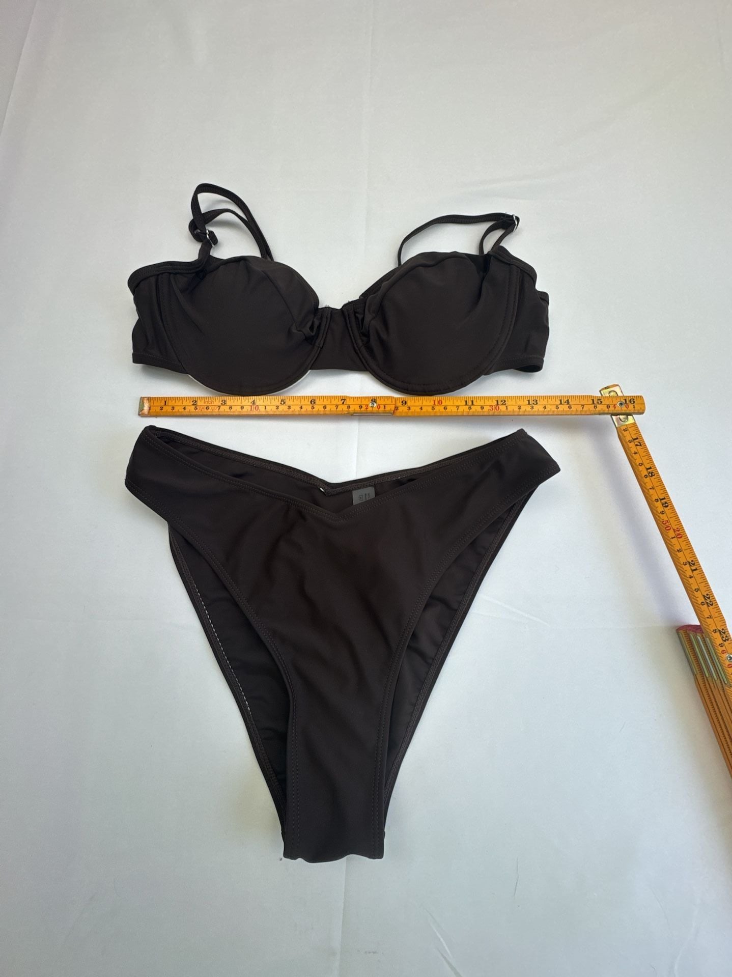 Solid Dark Brown Underwire Two-Piece Bikini Set 2