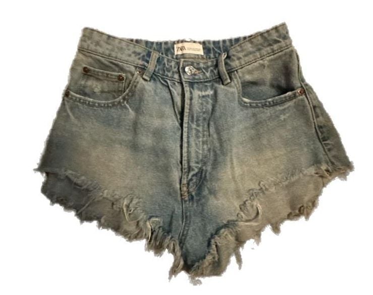 Zara Women's Light Wash Denim Cut-Off Shorts with Frayed Hem 2