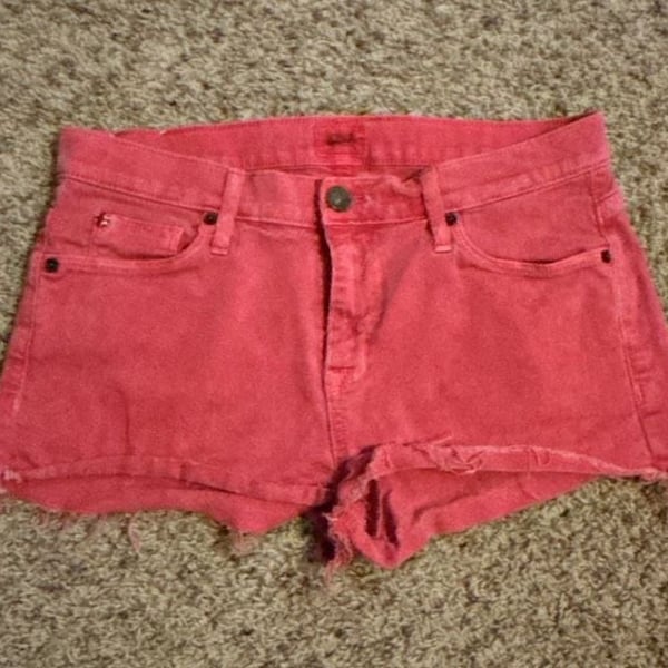 Hudson Midrise Nico Cut-Off Denim Shorts in Red, Size 29