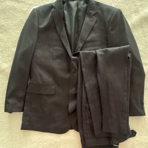 Giorgio Fiorelli Superlux Super Fine 150 Black Two-Button Suit (Size 44/38)