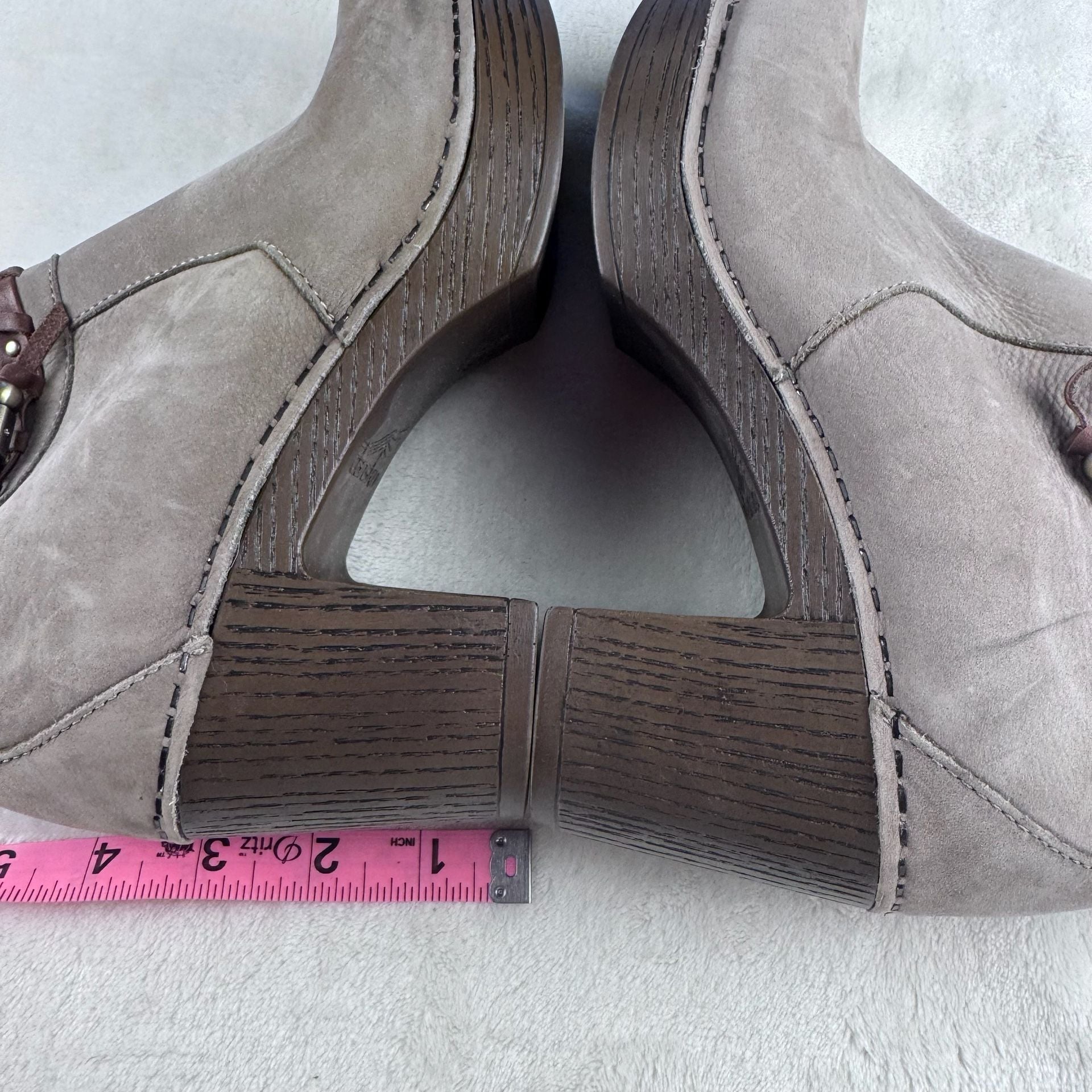 Dansko Dabney Taupe Nubuck Leather Ankle Boots with Braided Strap Detail sz 36 8