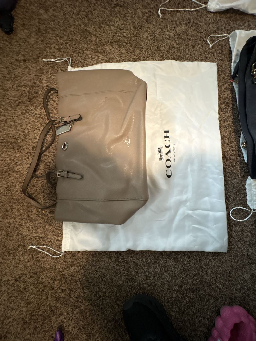 Coach Turnlock Large Leather Tote Bag 1