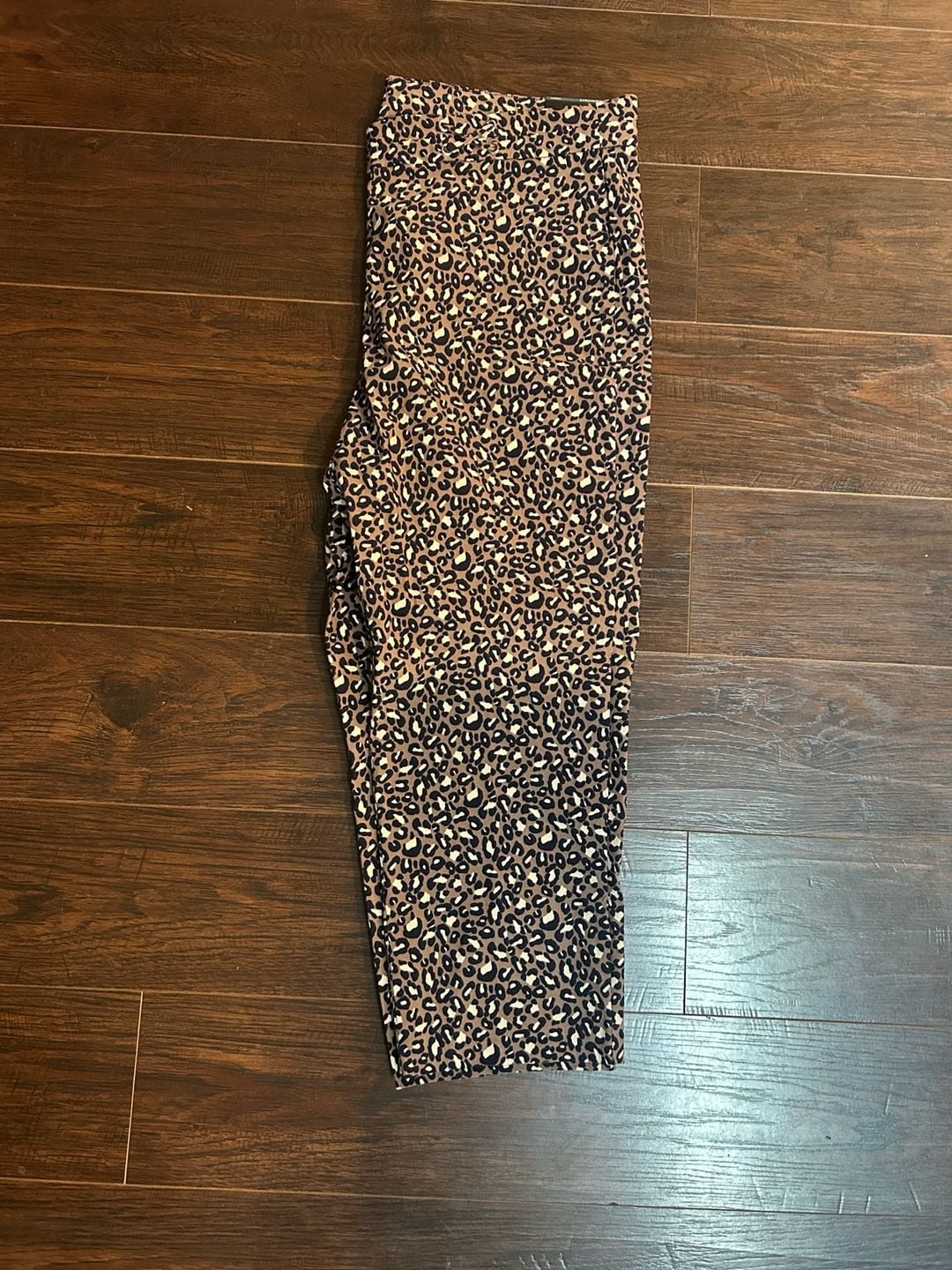 Rafaella 18 Comfort Capri Pants Leopard Print 6