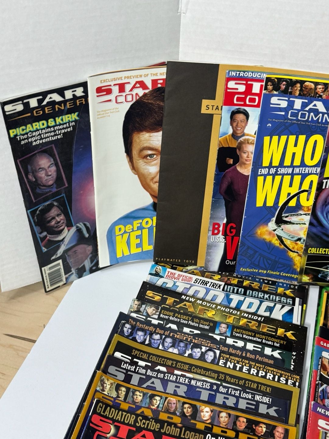 Lot of Vintage Star Trek Communicator Fan Club Magazines, books, calendar 4