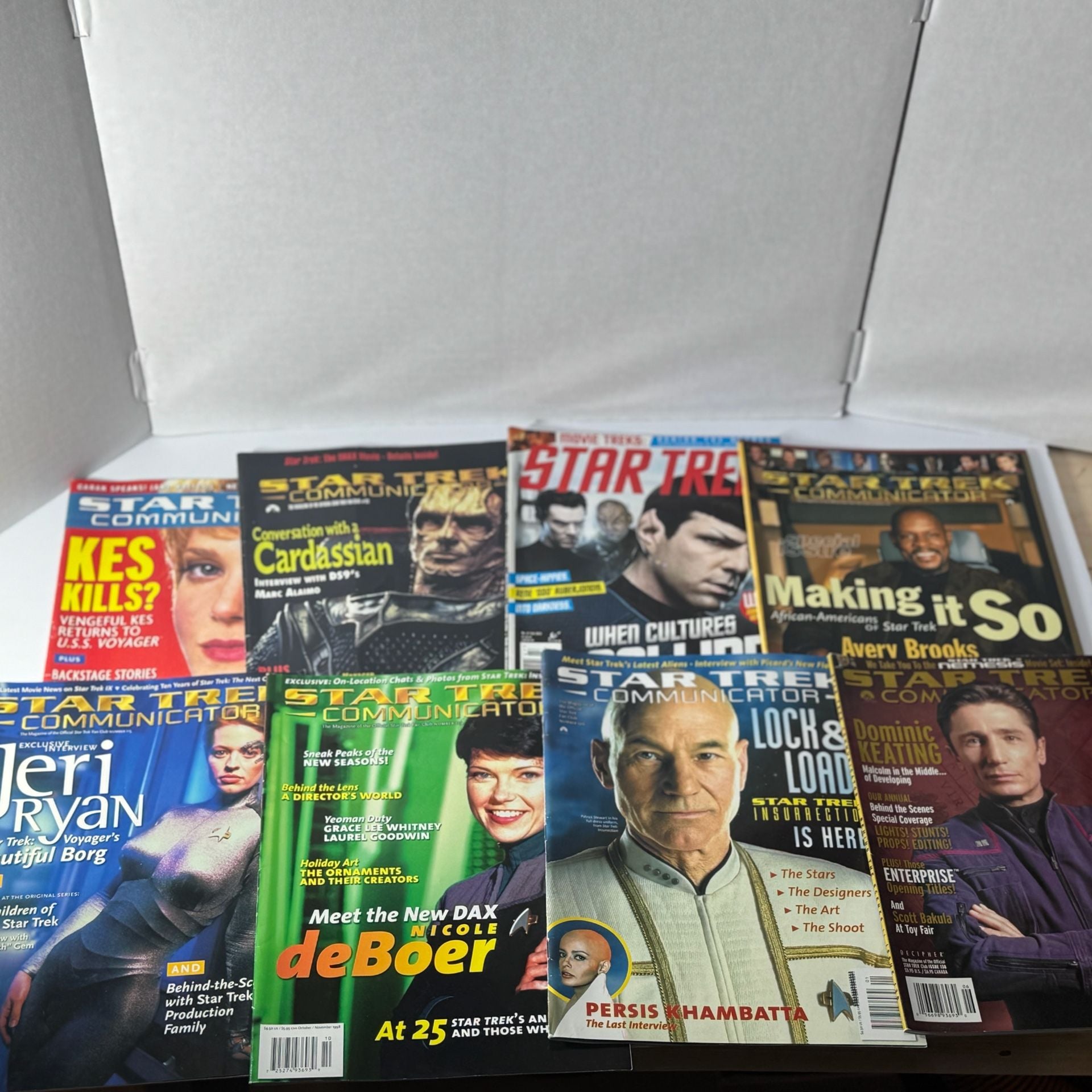 Lot of Vintage Star Trek Communicator Fan Club Magazines, books, calendar 10