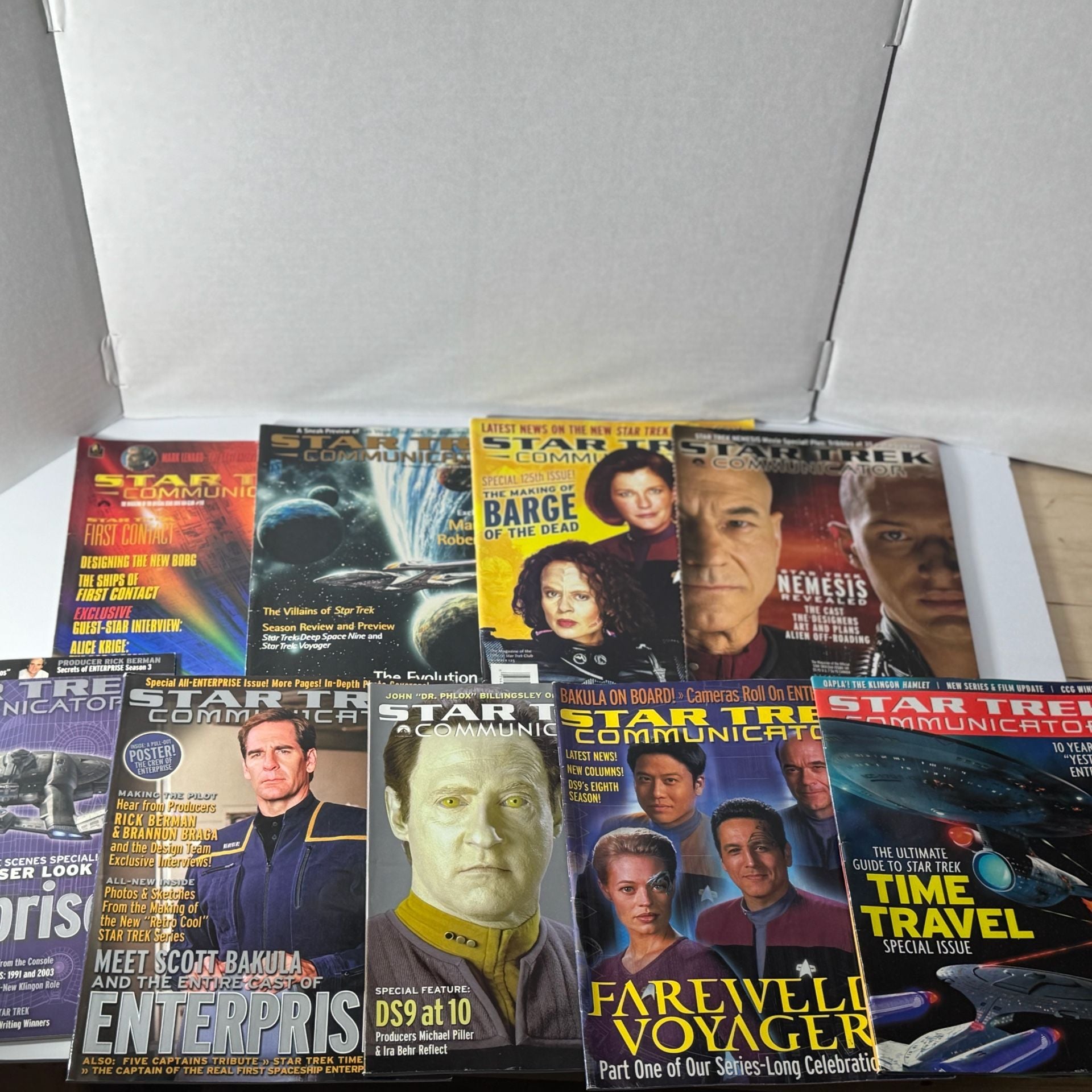 Lot of Vintage Star Trek Communicator Fan Club Magazines, books, calendar 13