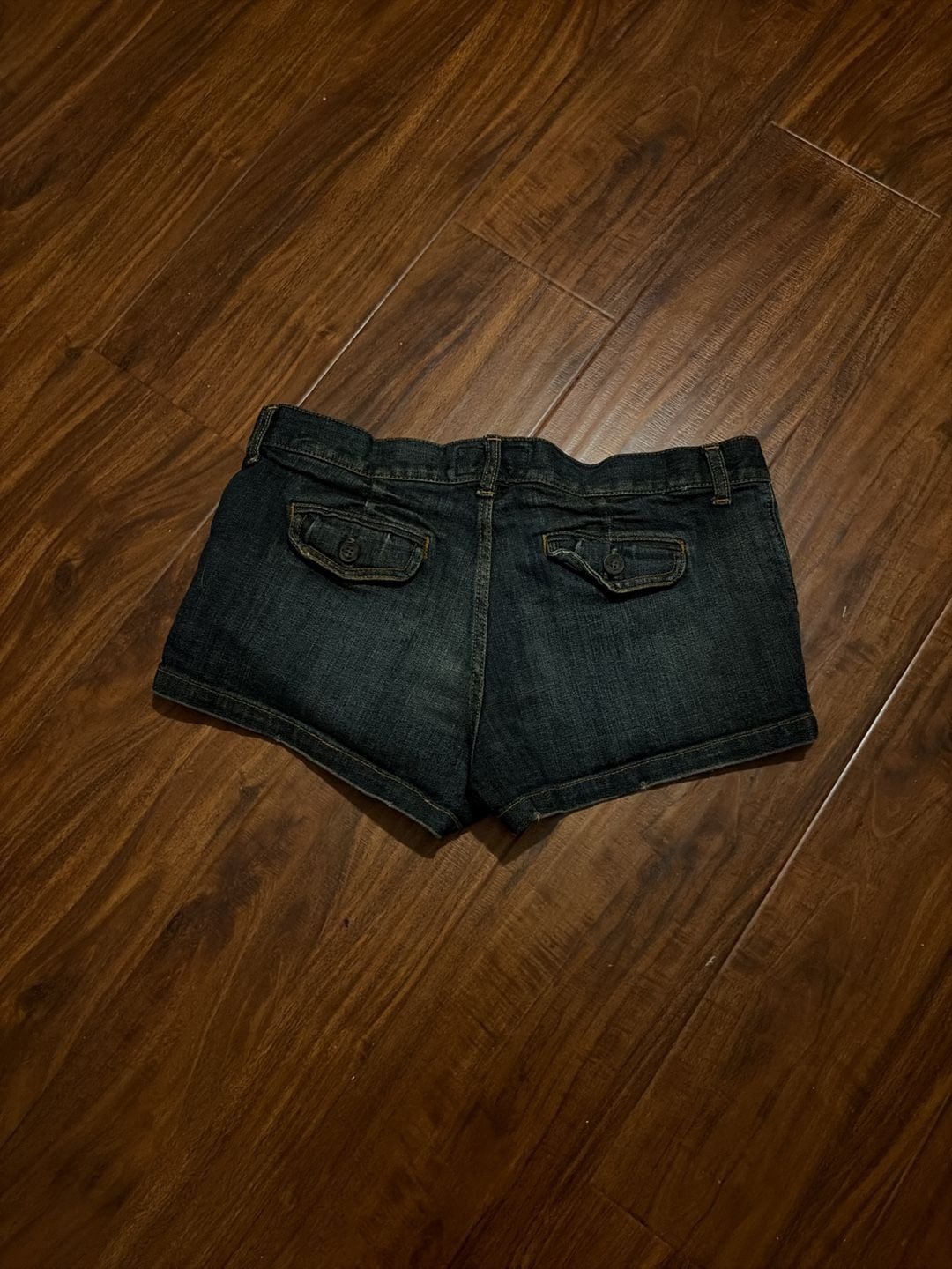 Product thumbnail 4