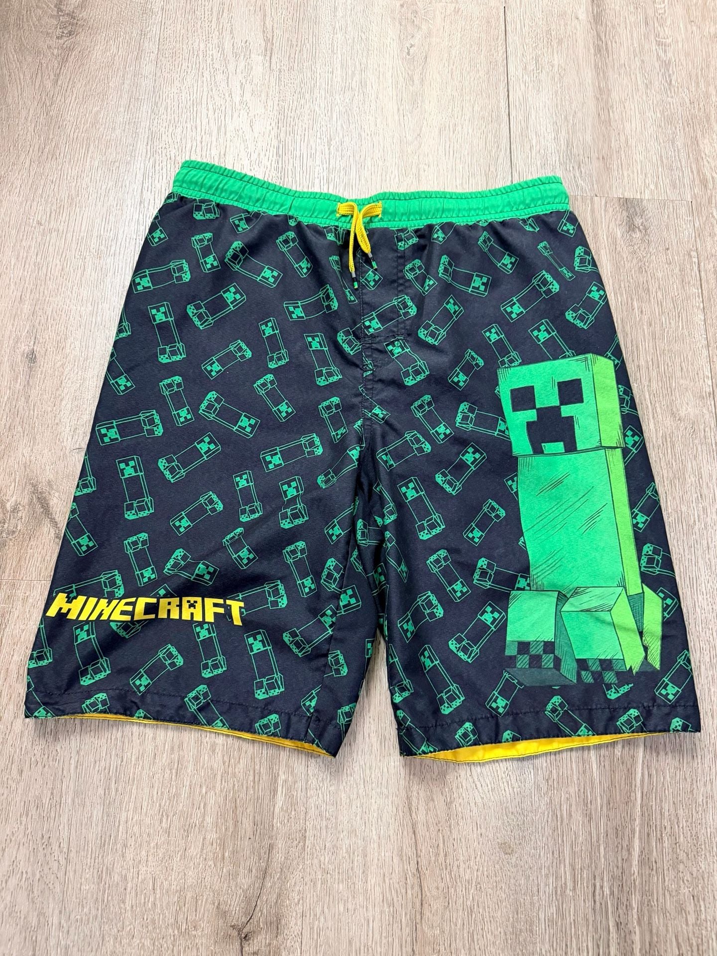 Minecraft Boys Creeper Print Swim Trunks Size 14/16 2