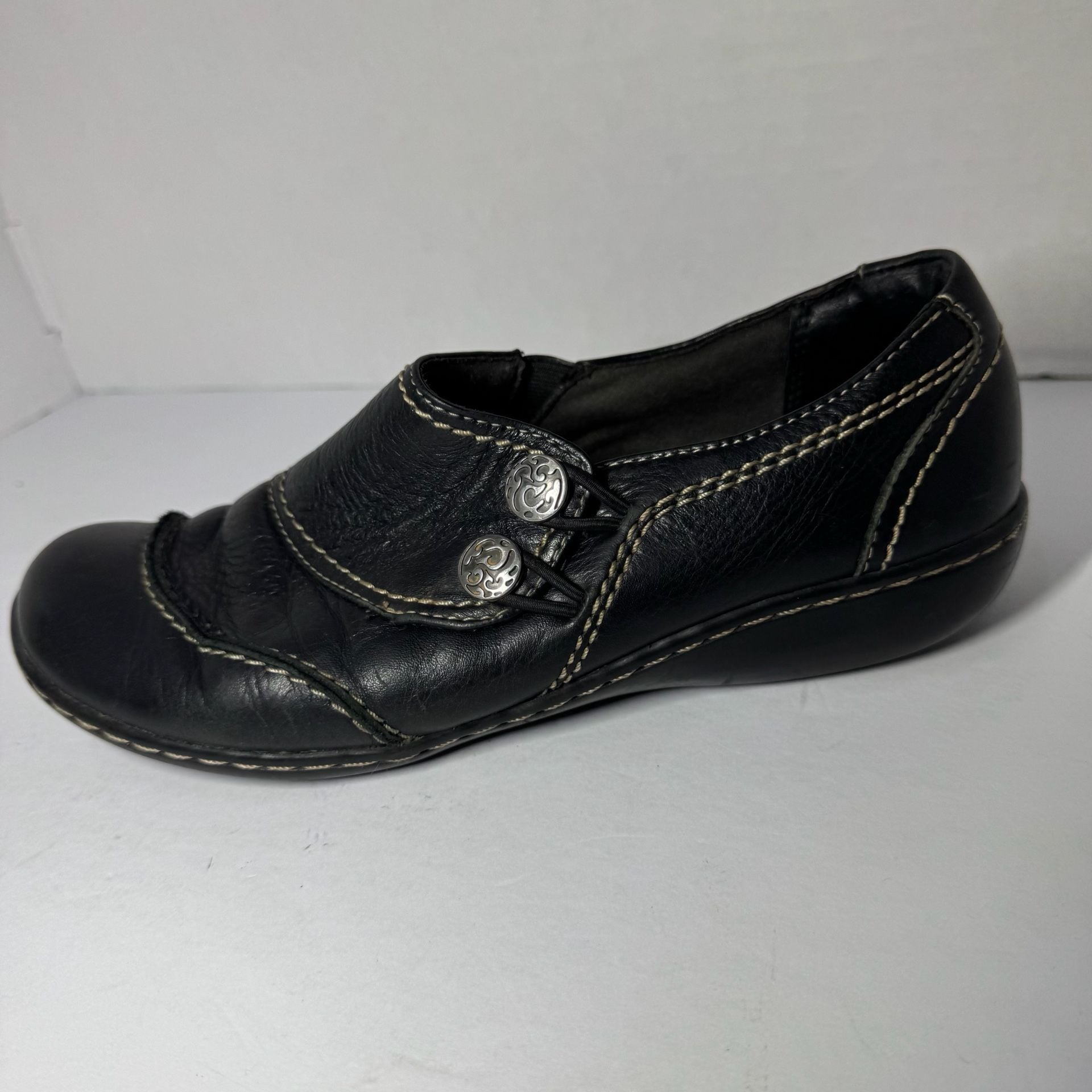 Clarks Ashland Alpine Women's Black Leather Slip-On Loafers 13
