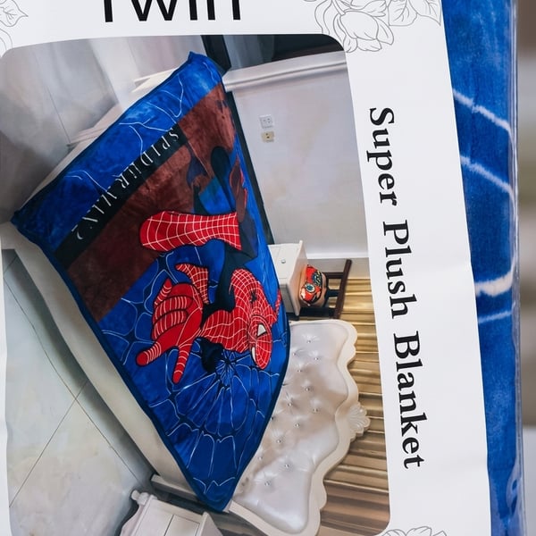 Spider-Man Twin Size Super Plush Blanket
