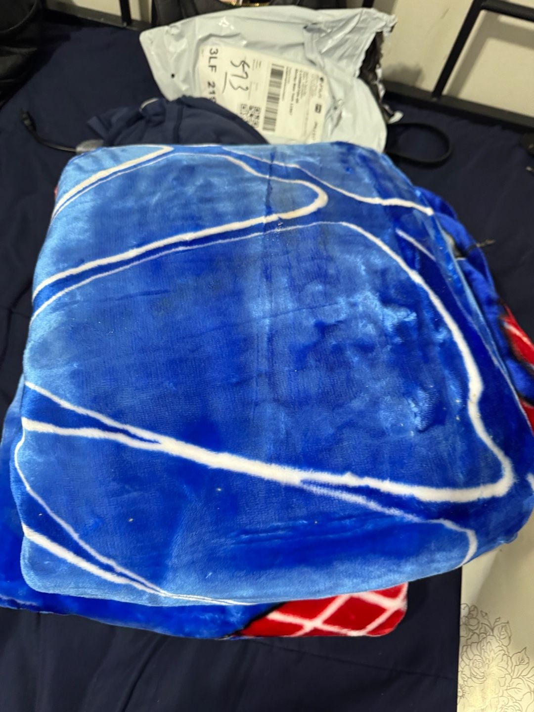 Spider-Man Twin Size Super Plush Blanket 5