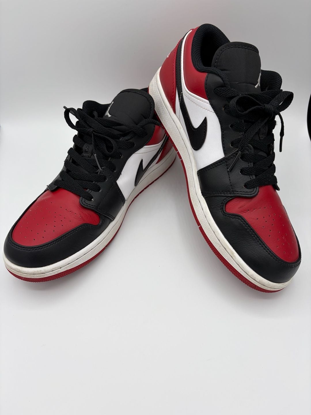 Air Jordan 1 Low Bred Toe (Style Code: 553558-612) 1