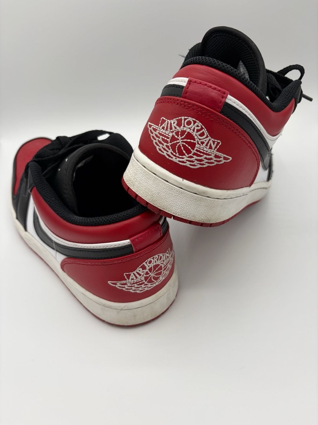Air Jordan 1 Low Bred Toe (Style Code: 553558-612) 4
